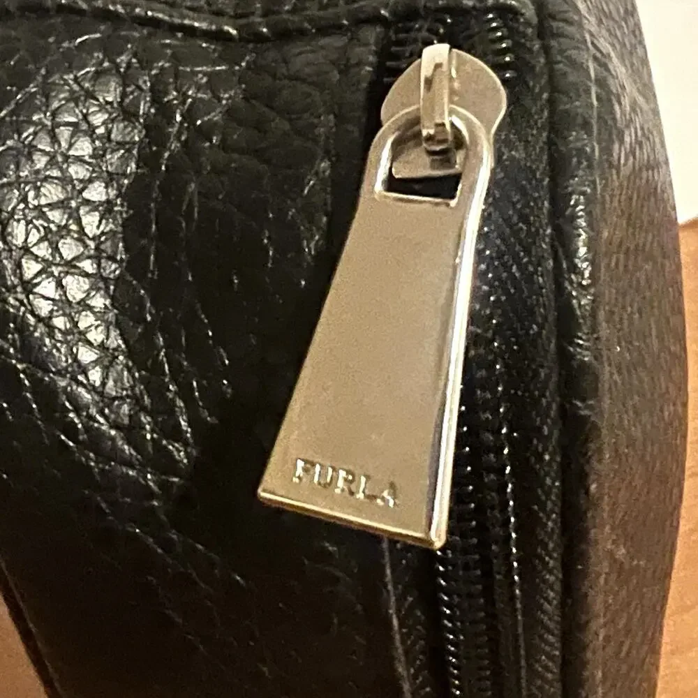 Furla Pebbled Leather Black Zip Bag Turkish Airlines First Class Travel Pouch